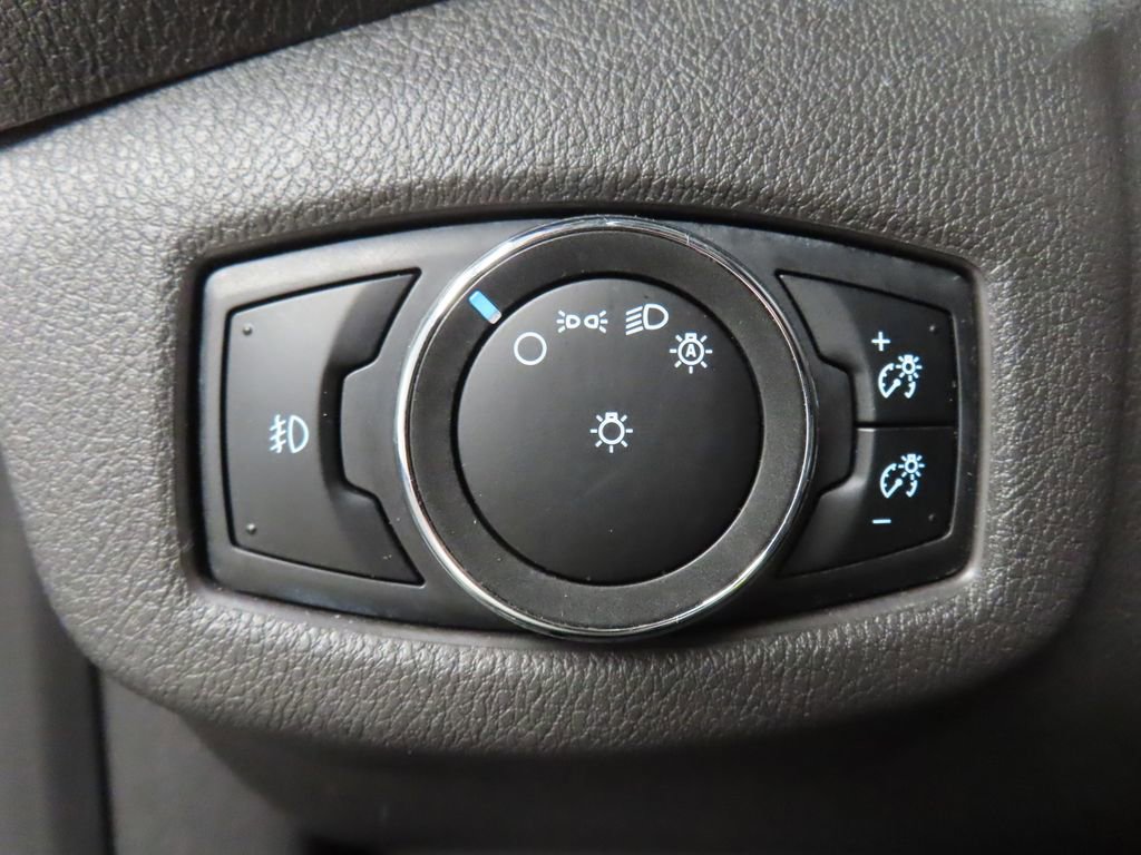 Used 2018 Ford Transit Connect XLT image 46