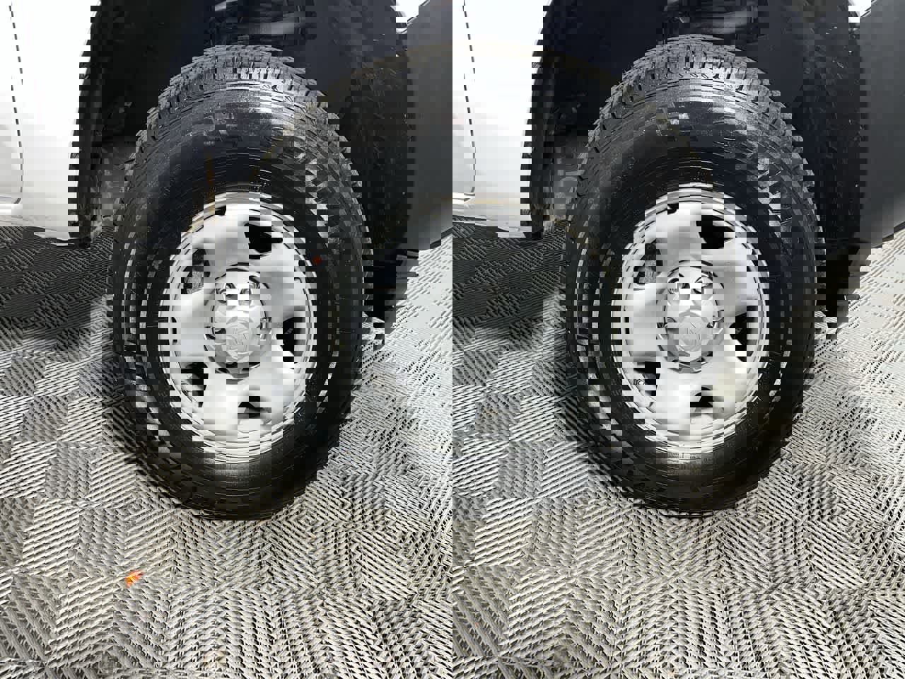 Used 2023 Toyota Tacoma SR image 10