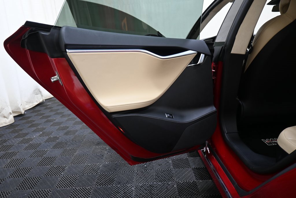 Used 2017 Tesla Model S 90D image 18