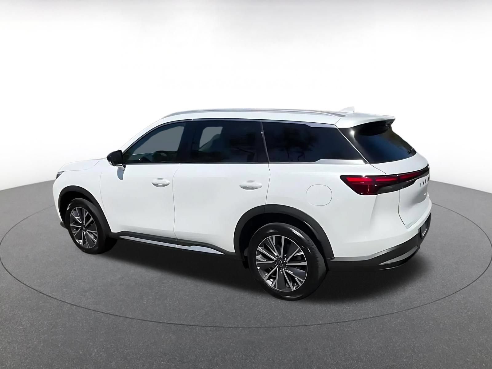Used 2026 INFINITI QX60 Luxe AWD/4WD image 9