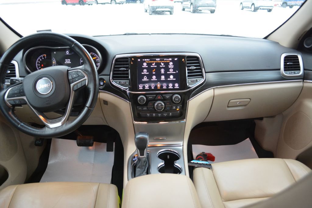 Used 2021 Jeep Grand Cherokee Limited image 15