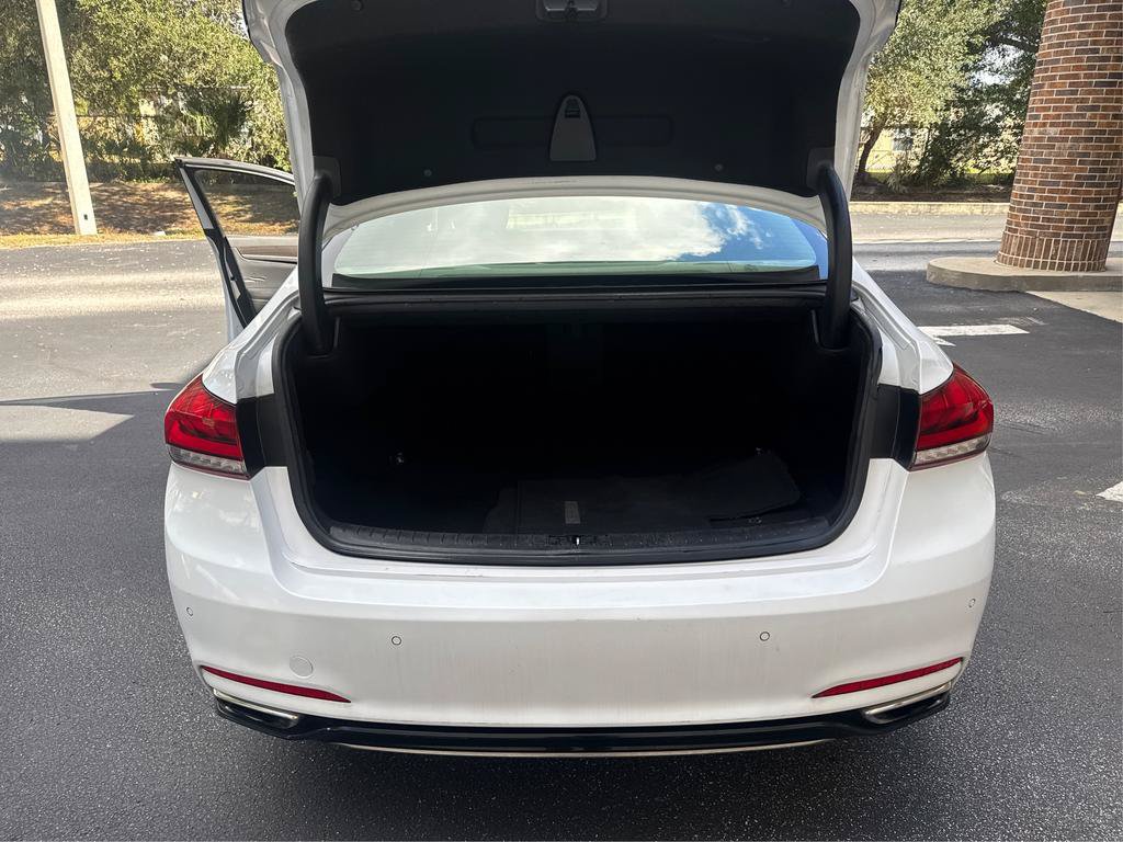 Used 2018 Genesis G80 3.8 w/ Option Group 02 RWD image 12