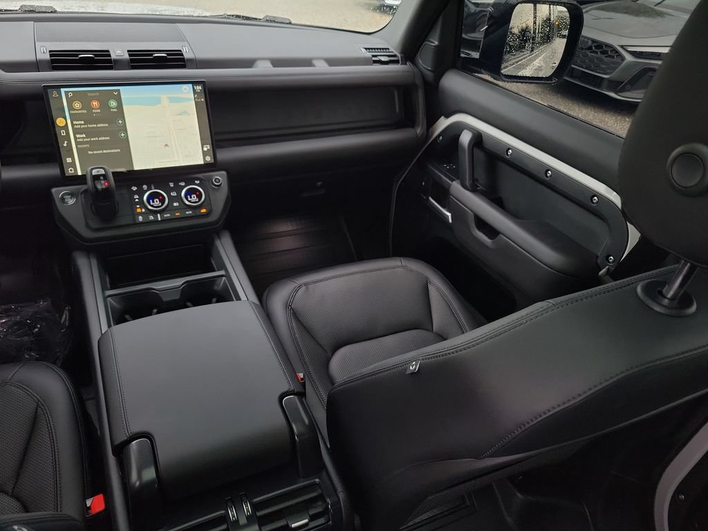 Used 2026 Land Rover Defender 130 S AWD/4WD image 23