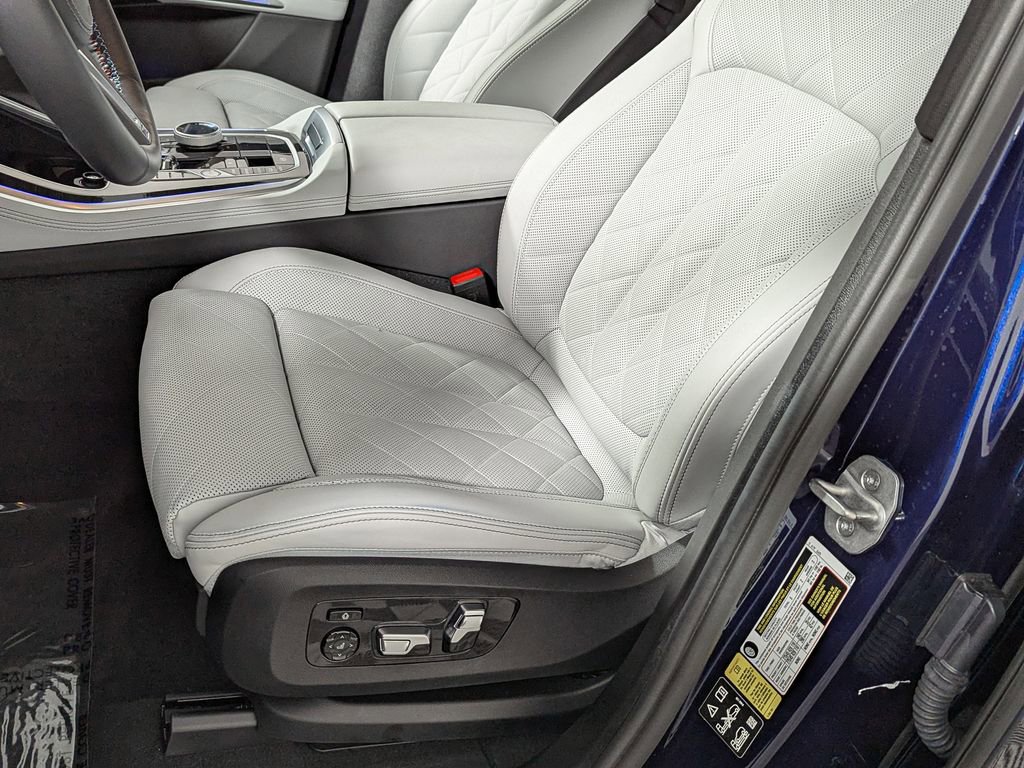Certified 2024 BMW X5 M60i image 21