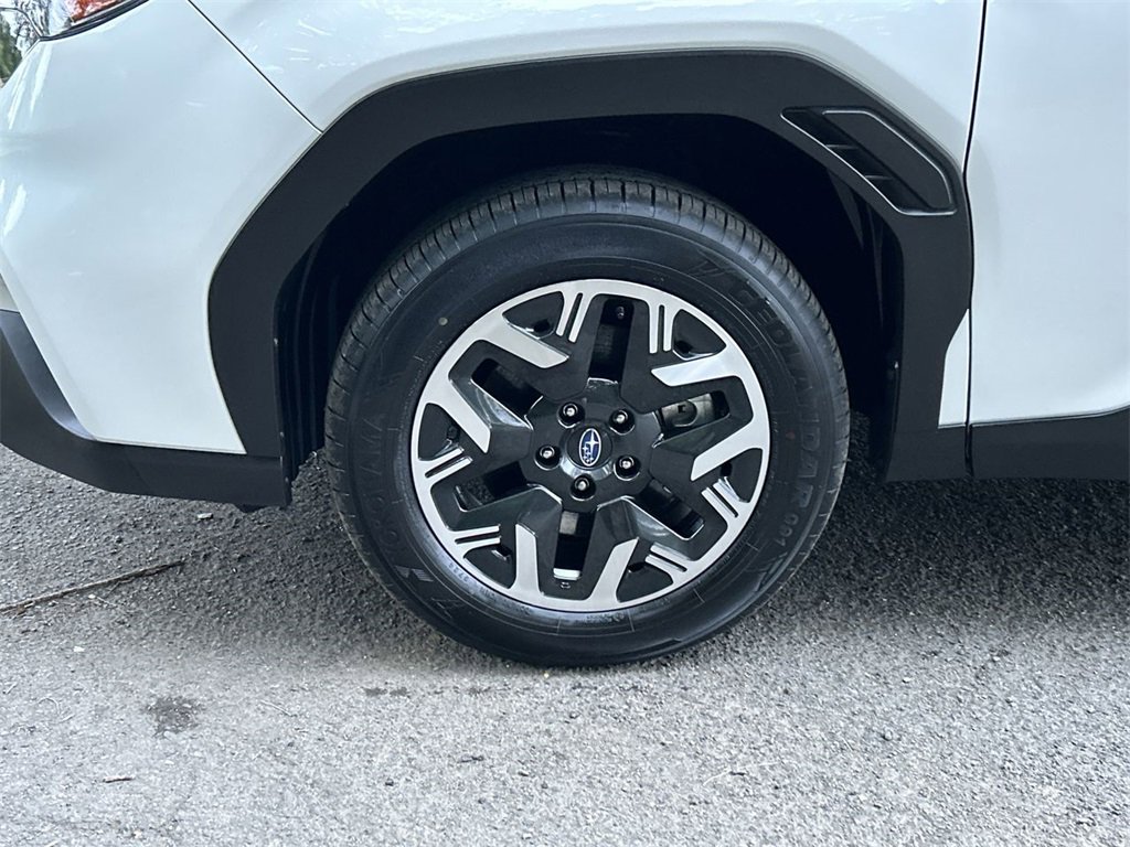 Certified 2025 Subaru Forester Premium image 10
