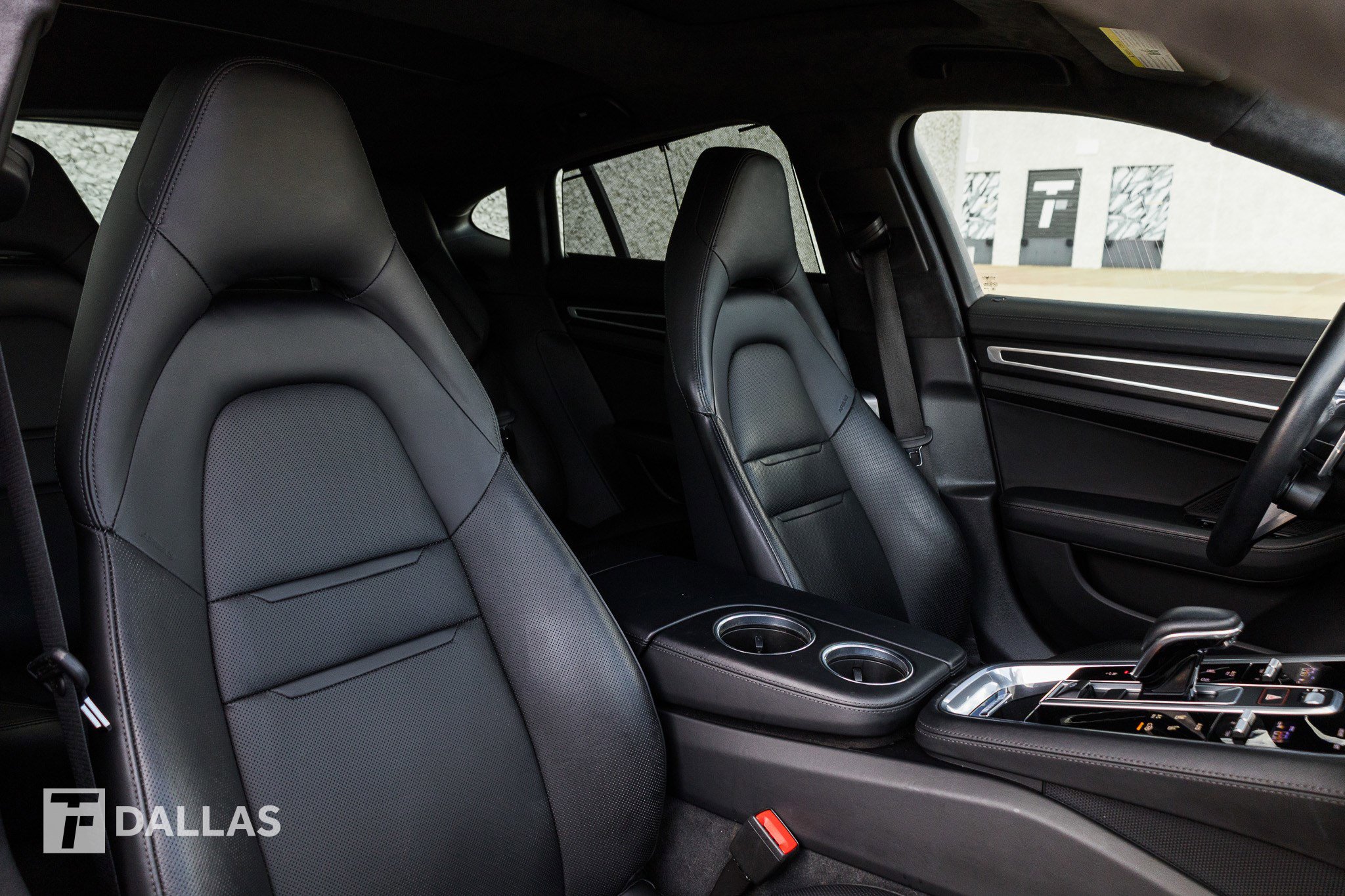 Used 2020 Porsche Panamera GTS image 35