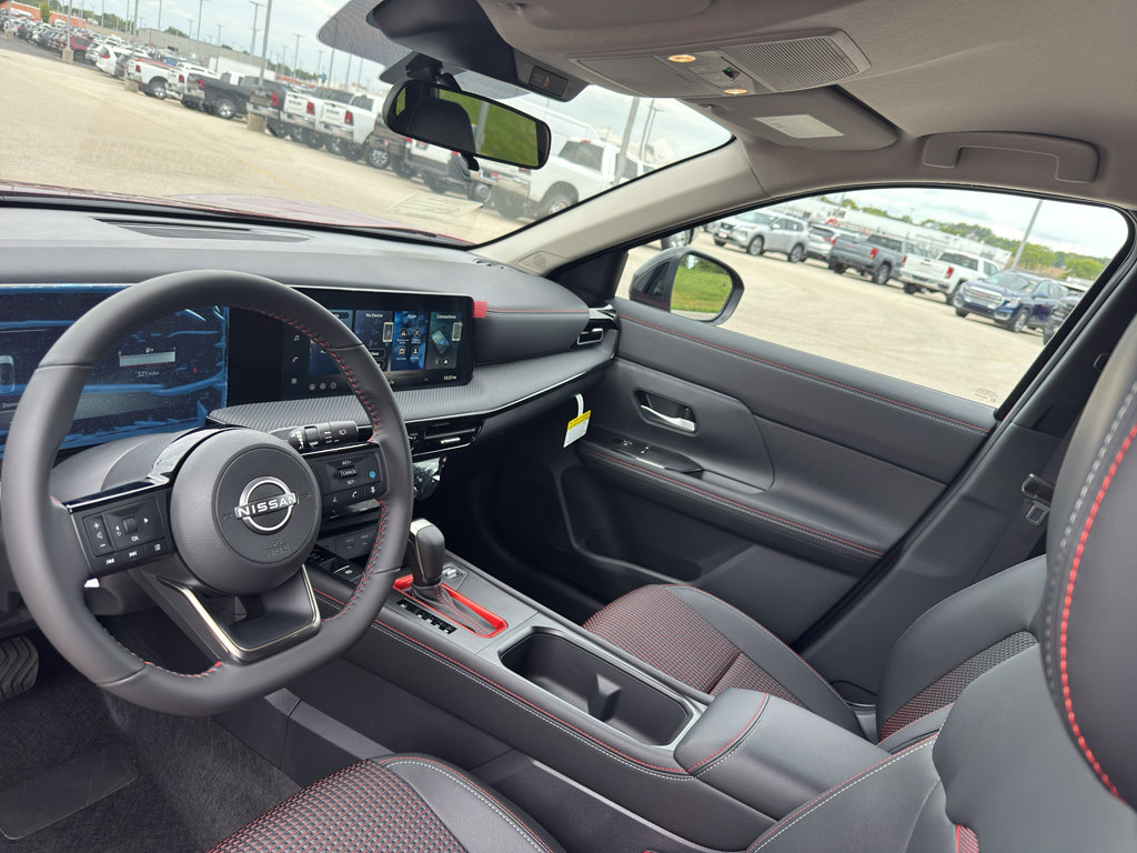 New 2026 Nissan Kicks SR w/ Cold Weather Package image 25