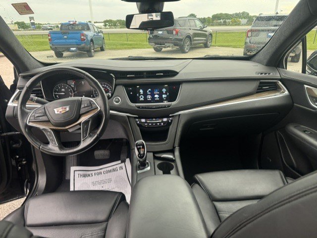 Used 2019 Cadillac XT5 Platinum AWD/4WD image 31