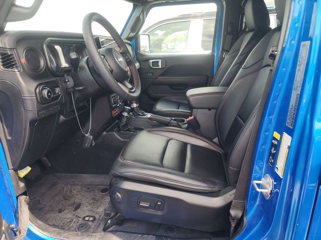 Used 2024 Jeep Wrangler Unlimited Rubicon AWD/4WD image 7