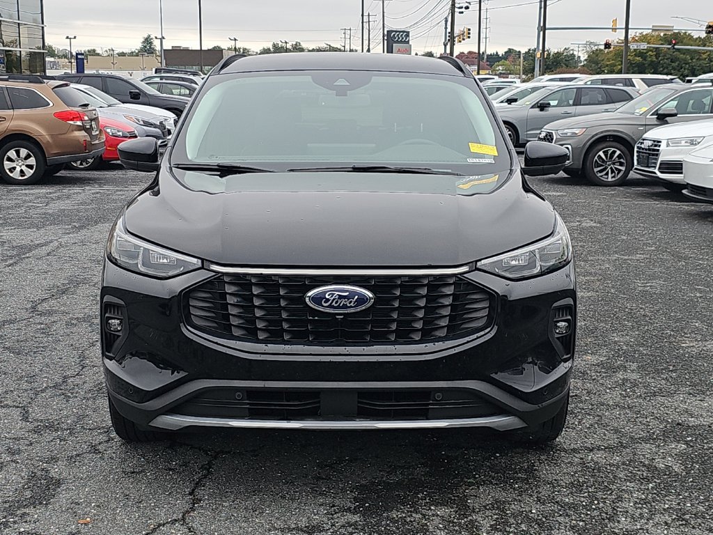 Used 2024 Ford Escape Platinum AWD/4WD image 17