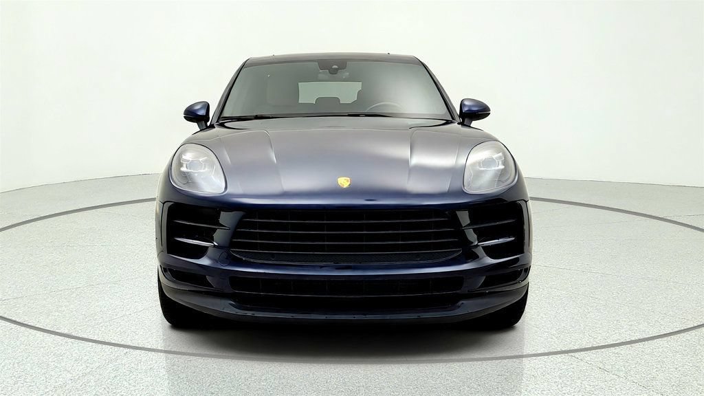 Used 2020 Porsche Macan w/ Premium Package Plus AWD/4WD image 2