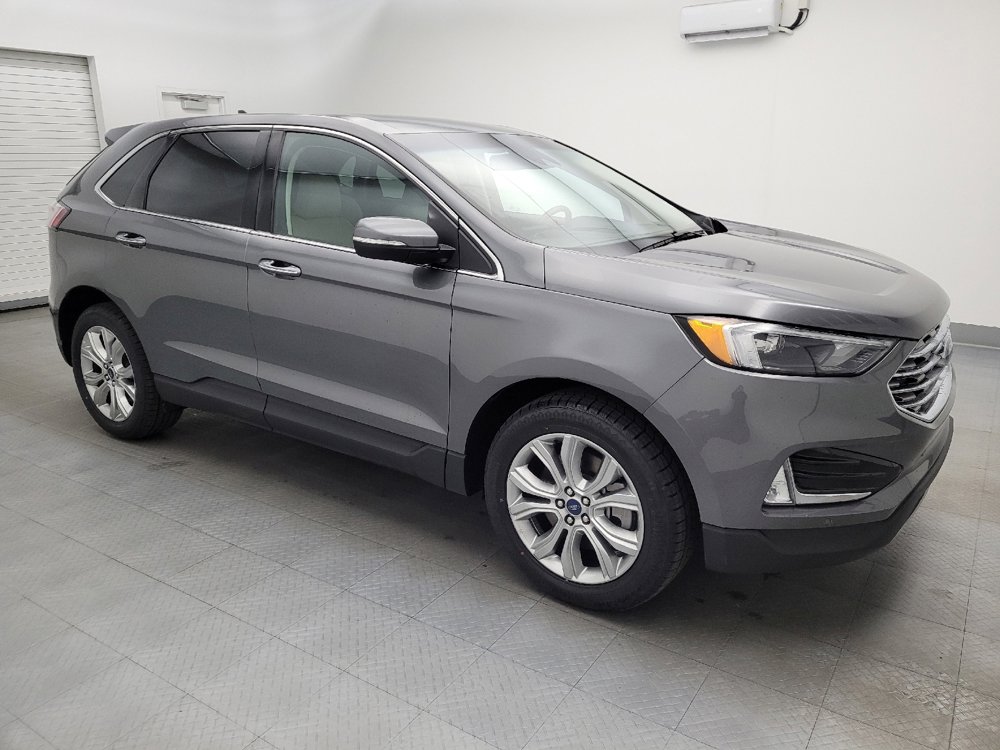 Used 2022 Ford Edge Titanium image 11