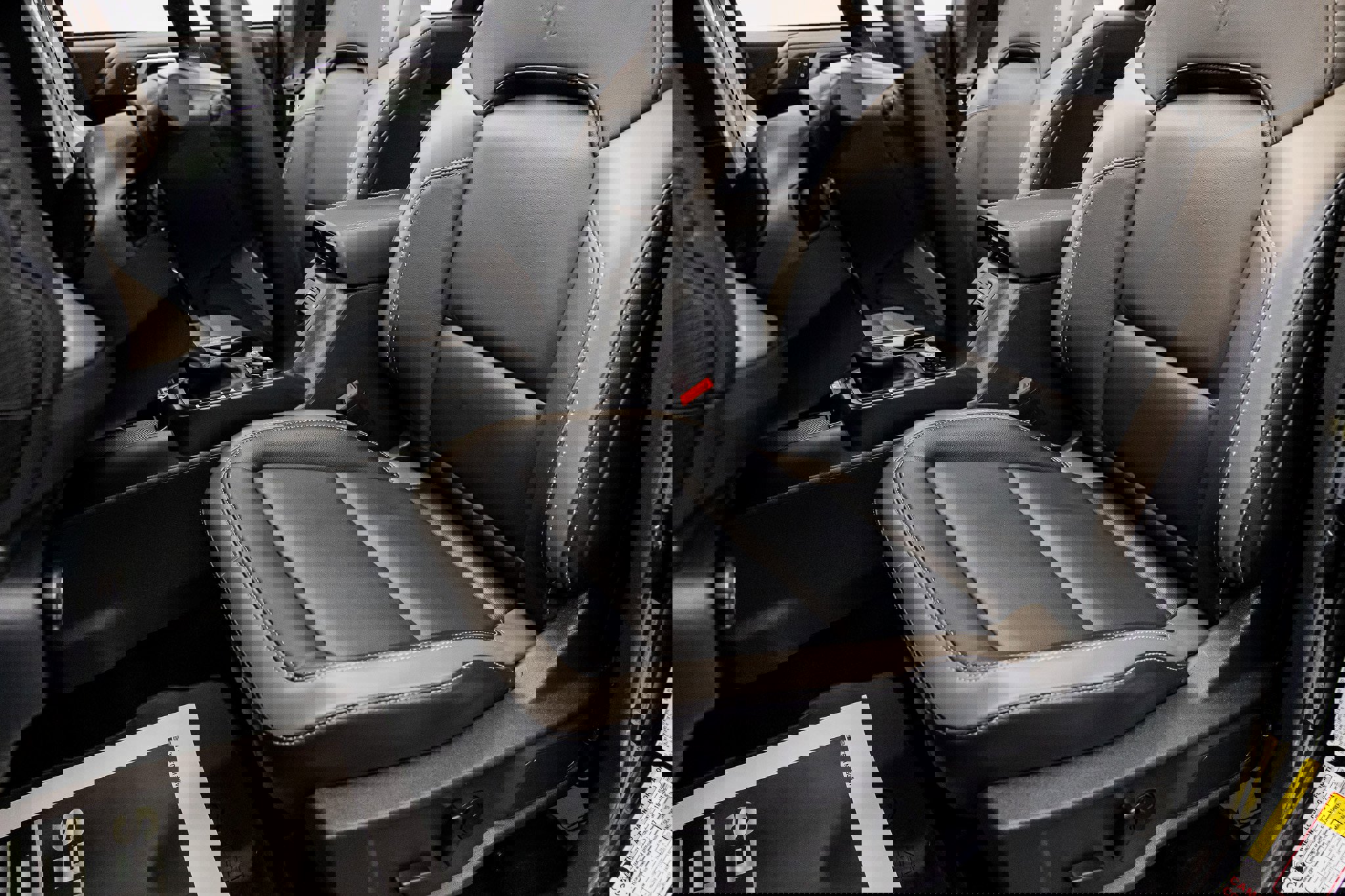 Used 2025 Ford Bronco Outer Banks image 31