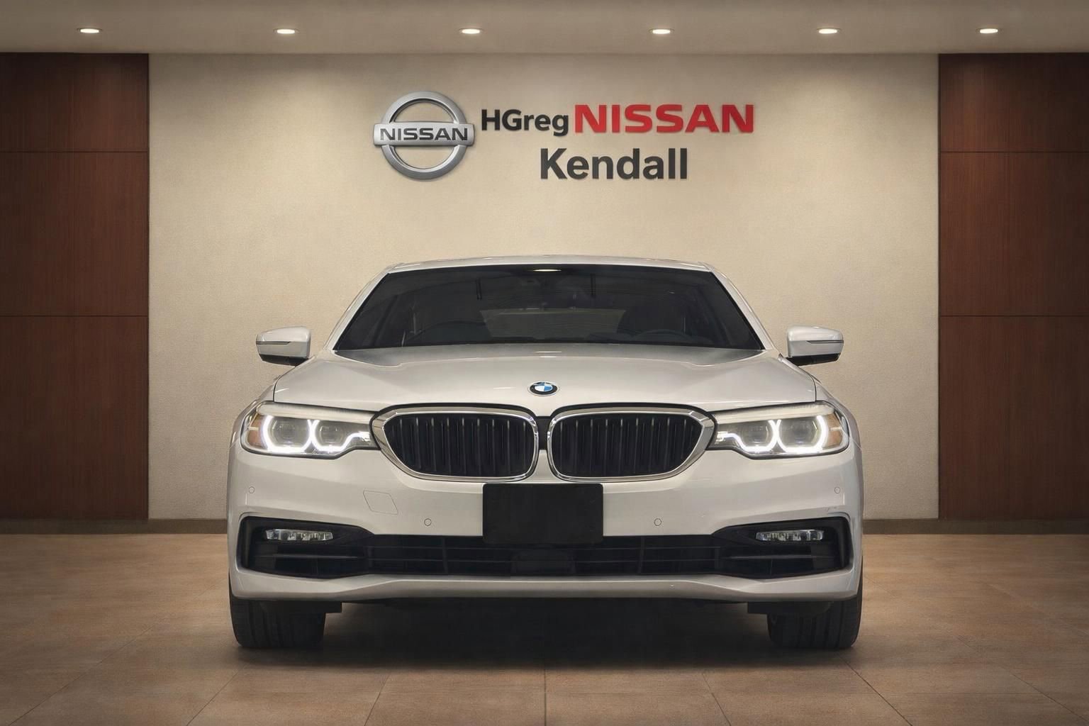 Used 2017 BMW 530i xDrive AWD/4WD image 5