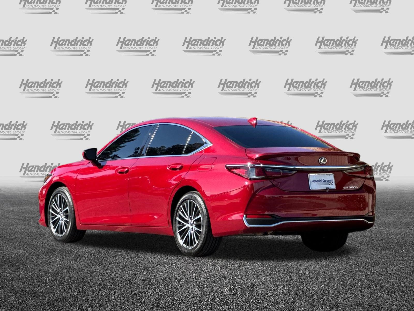 Certified 2024 Lexus ES 300h w/ Premium Package FWD image 7