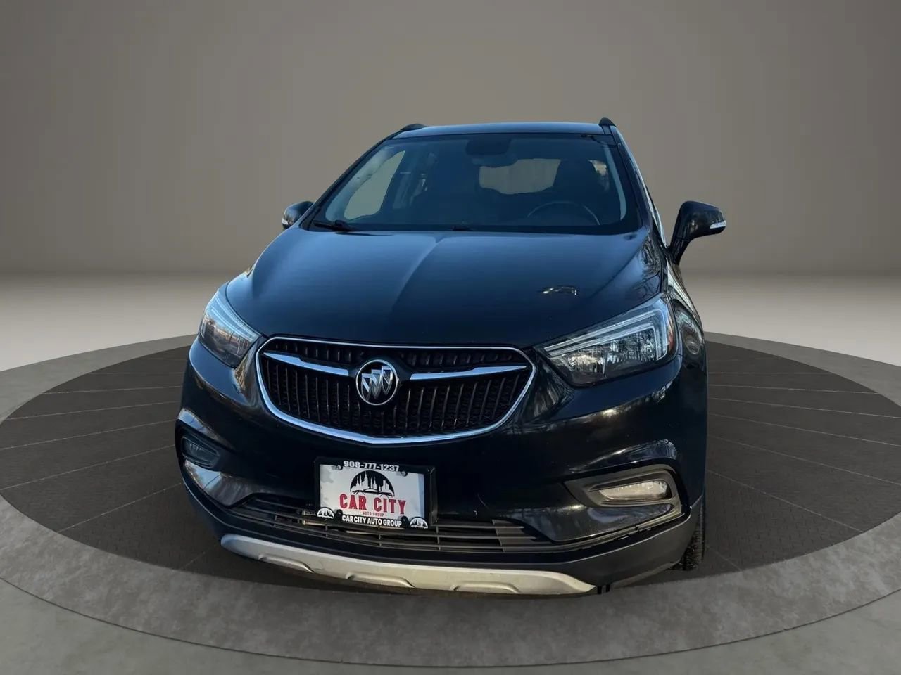 Used 2019 Buick Encore Sport Touring image 3