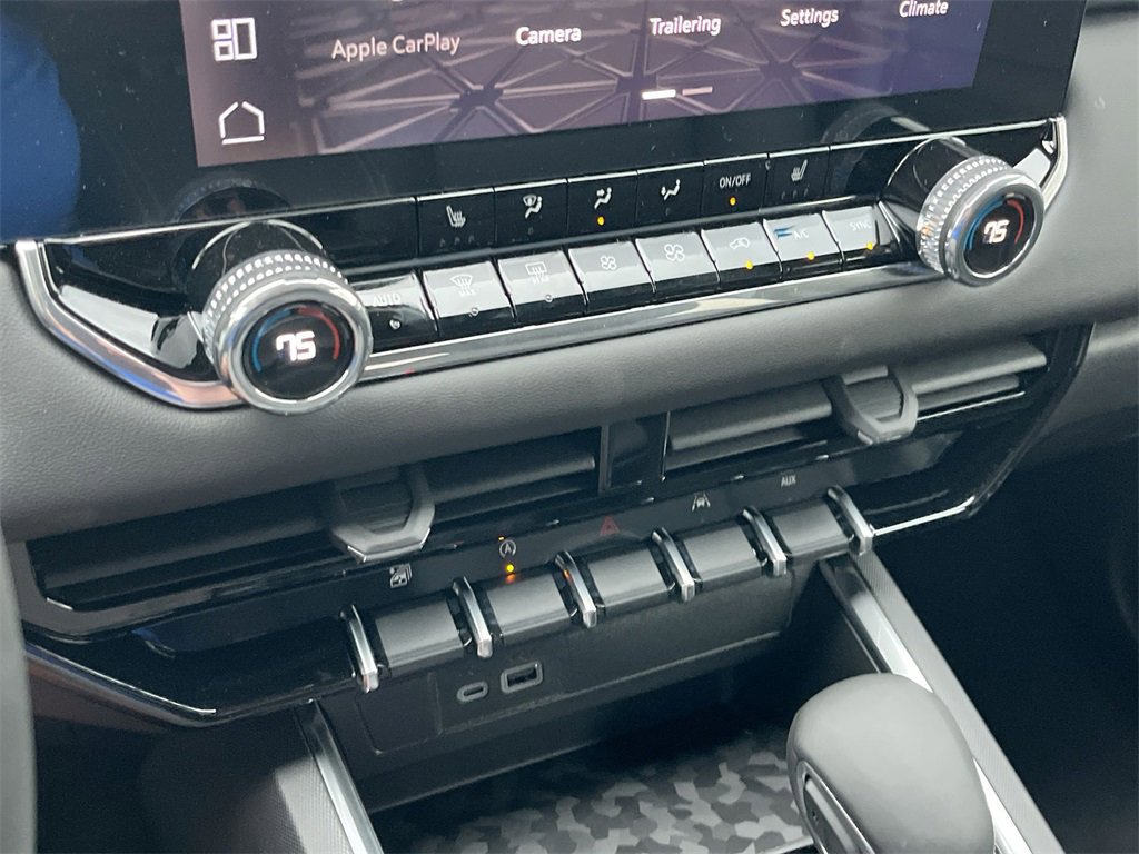 New 2026 GMC Canyon Elevation w/ Convenience Package image 17