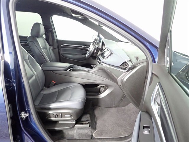 Used 2022 Buick Enclave Essence image 36