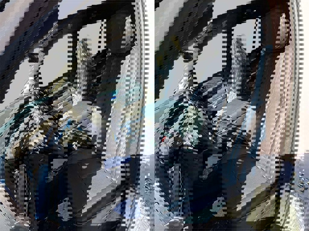 New 2025 Cadillac Escalade IQ Luxury 2 image 6