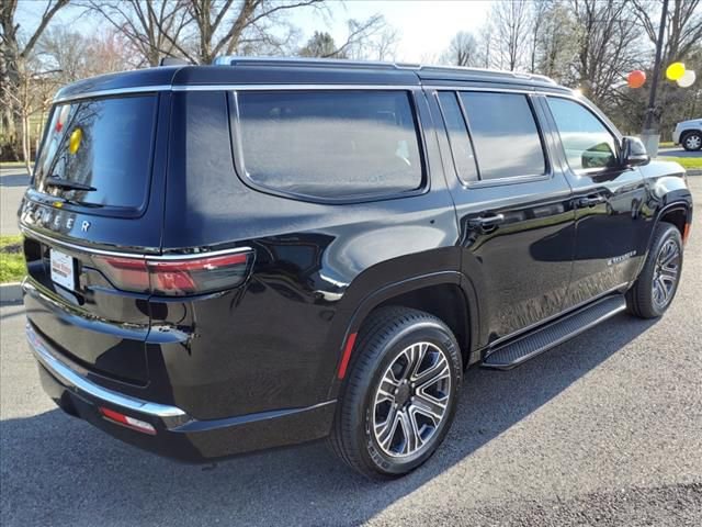 New 2024 Jeep Wagoneer 4WD w/ Premium Group I image 4