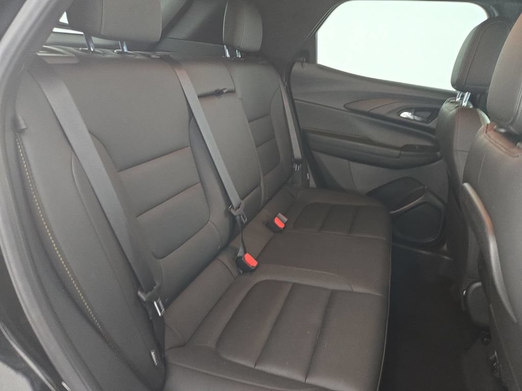 Used 2025 Chevrolet TrailBlazer ACTIV w/ Convenience Package FWD image 31