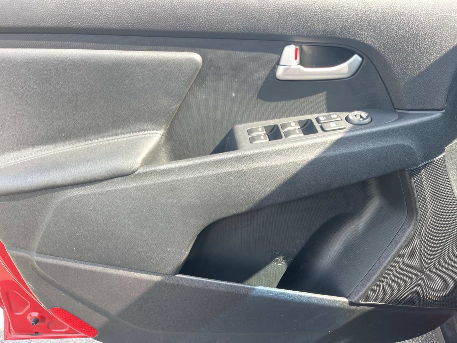 Used 2014 Kia Sportage EX image 27