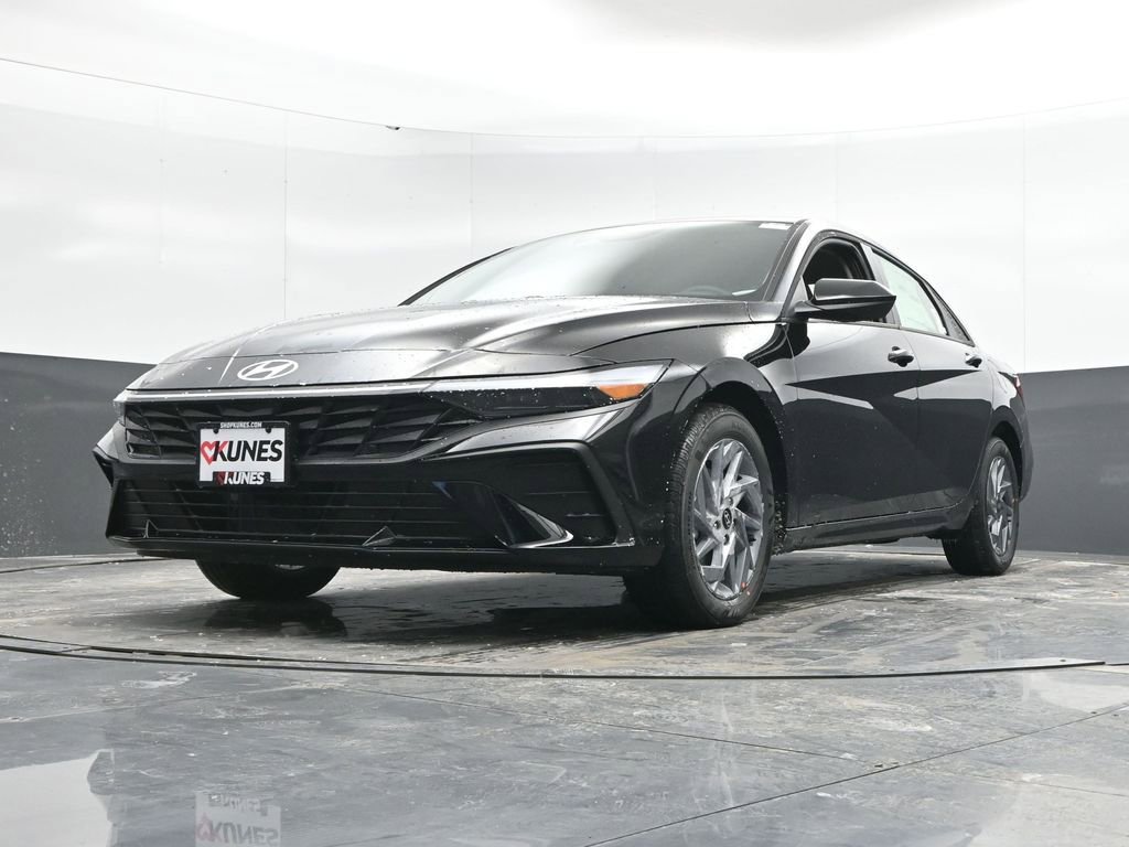 New 2026 Hyundai Elantra Blue image 46