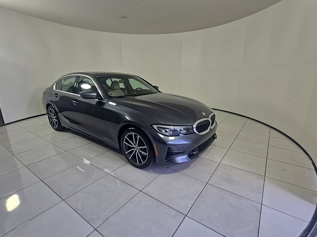 Used 2020 BMW 330i xDrive Sedan w/ Driving Assistance Package AWD/4WD image 3