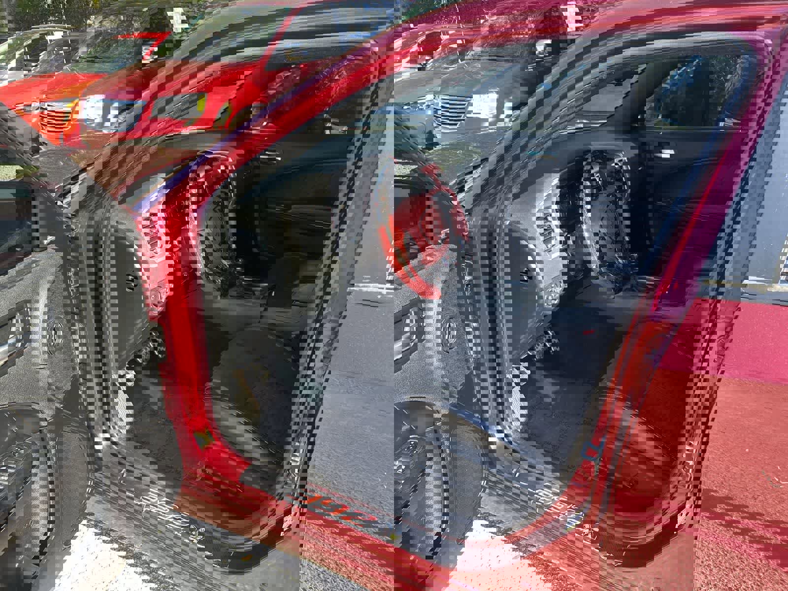 Used 2018 Dodge Charger R/T RWD image 10