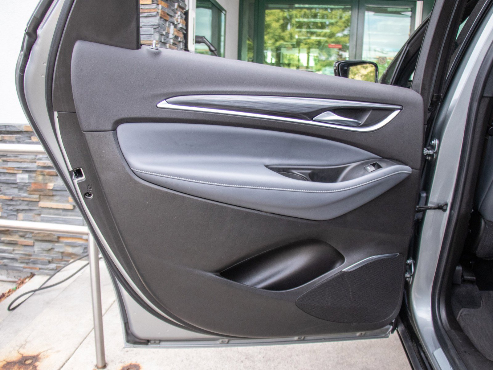 Used 2024 Buick Enclave Premium image 21