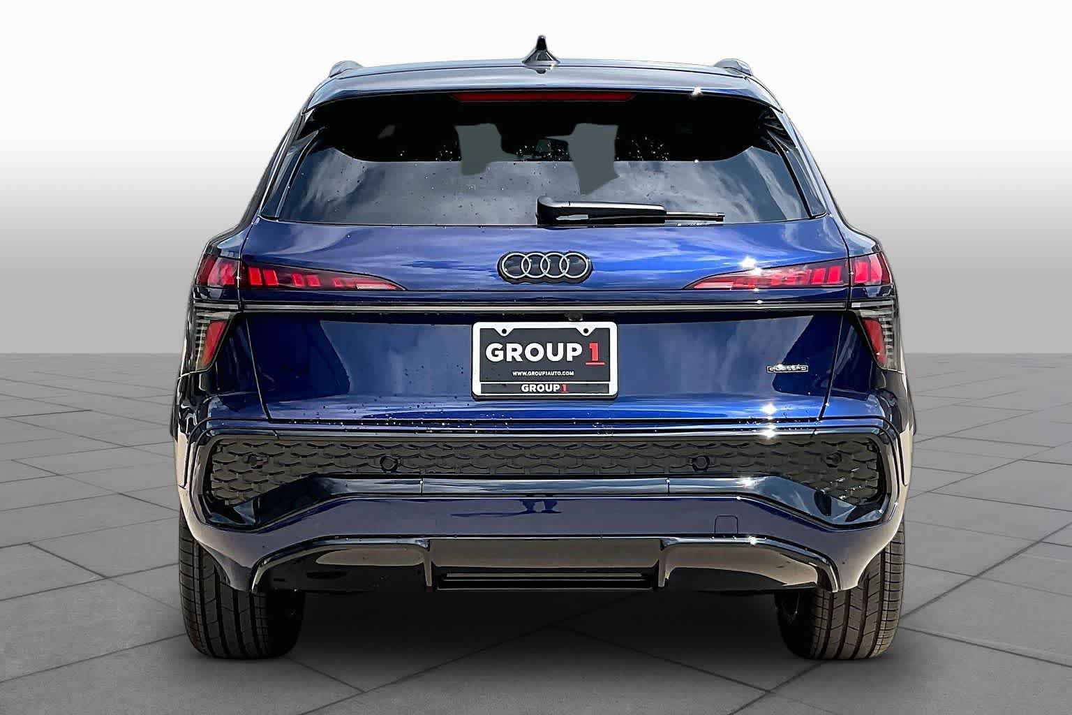 New 2026 Audi Q3 quattro 2.0T AWD/4WD image 4
