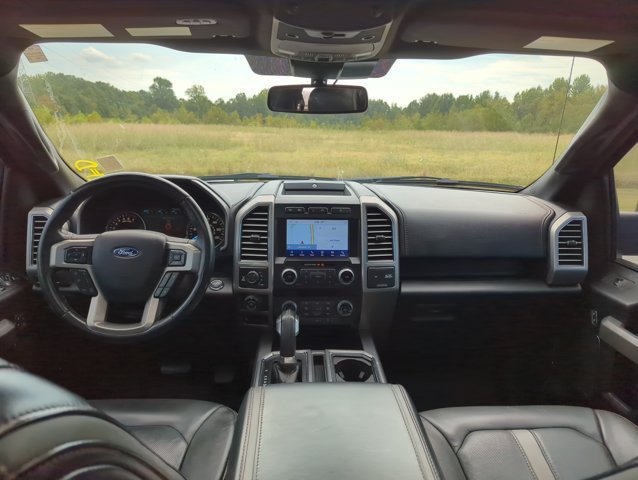 Used 2019 Ford F150 Platinum w/ Equipment Group 701A Luxury AWD/4WD image 17