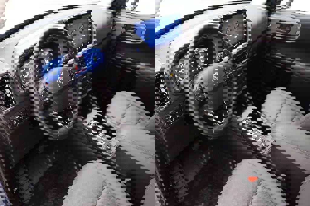 Used 2025 Ford Bronco Sport Badlands image 13