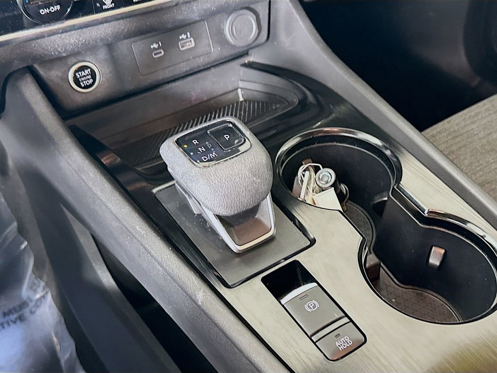 Certified 2023 Nissan Rogue SV image 22