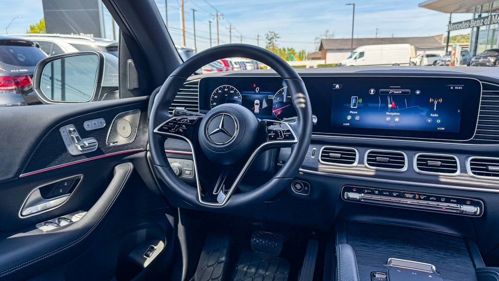 Certified 2025 Mercedes-Benz GLE 450 4MATIC image 19