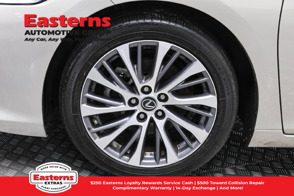 Used 2021 Lexus ES 250 w/ Premium Package AWD/4WD image 36