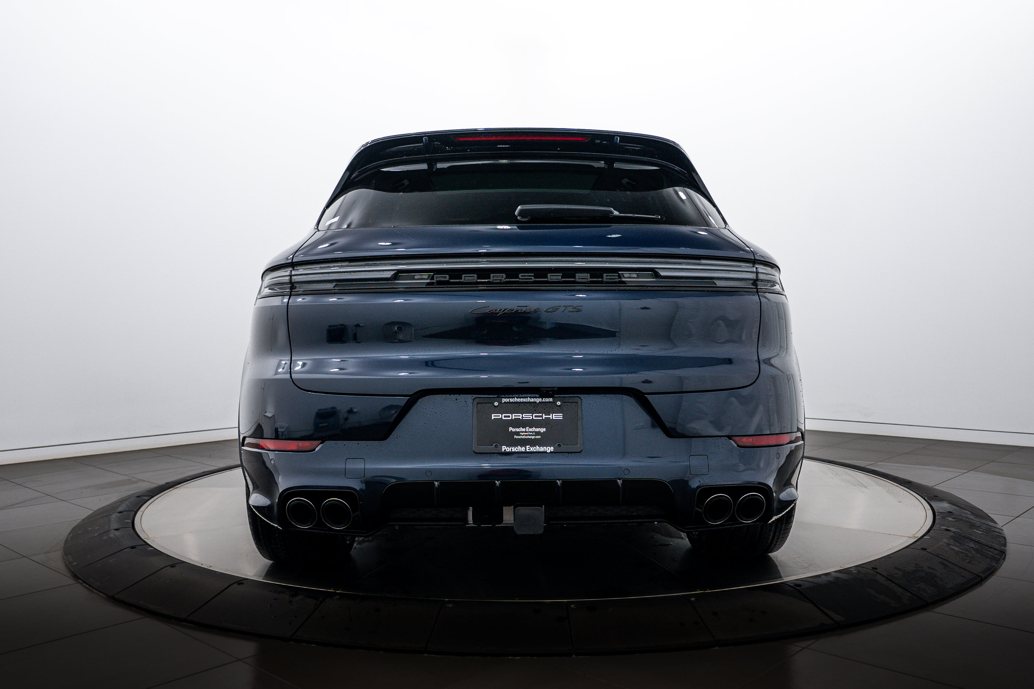 New 2026 Porsche Cayenne GTS AWD/4WD image 6
