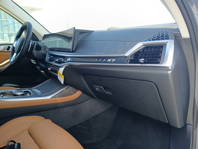 New 2027 BMW X7 xDrive40i AWD/4WD image 20