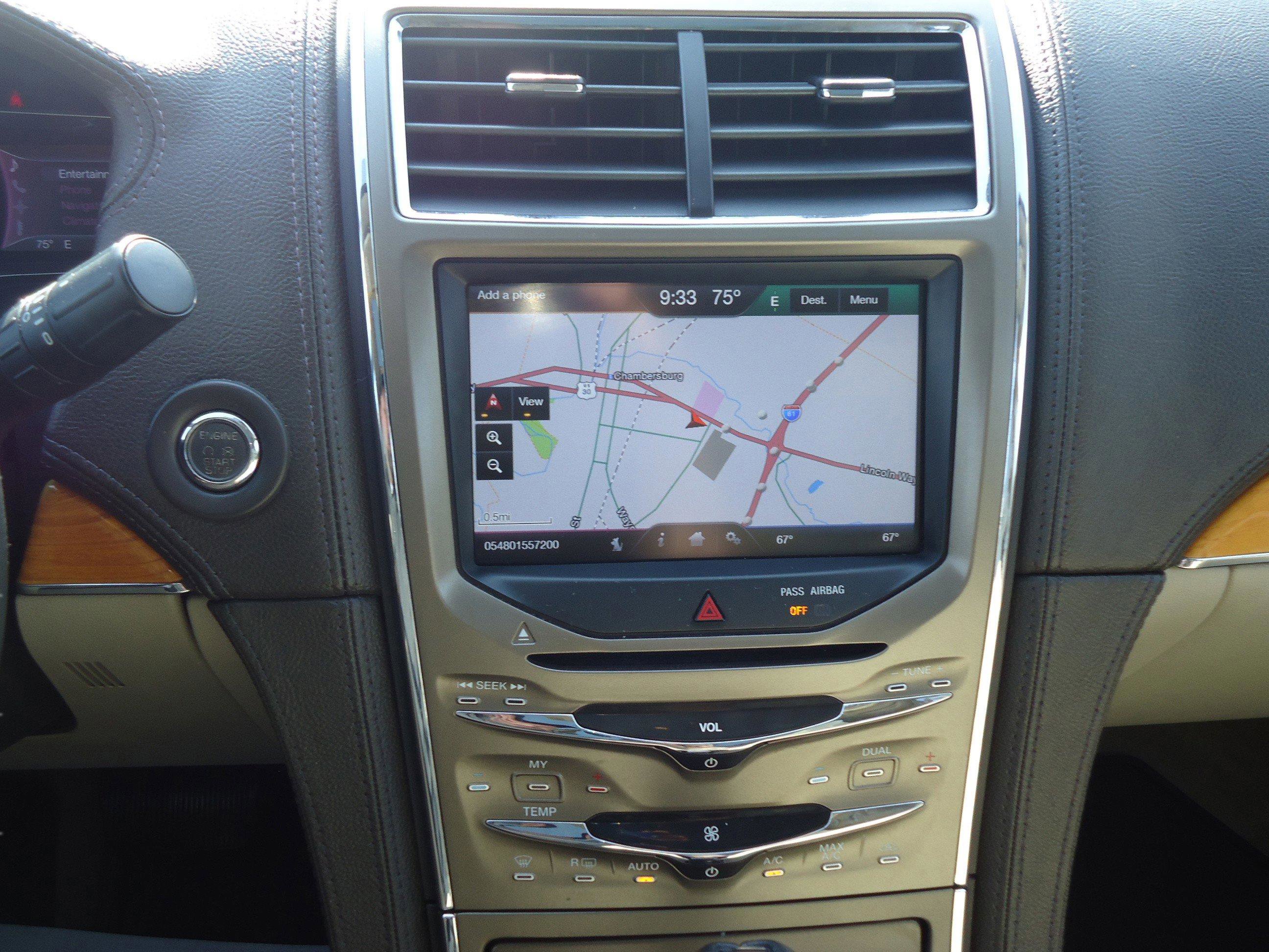 Used 2013 Lincoln MKX AWD image 16