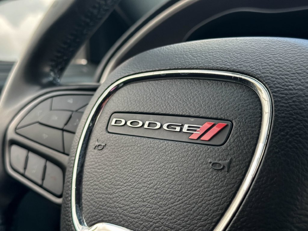 Used 2020 Dodge Charger SXT RWD image 29