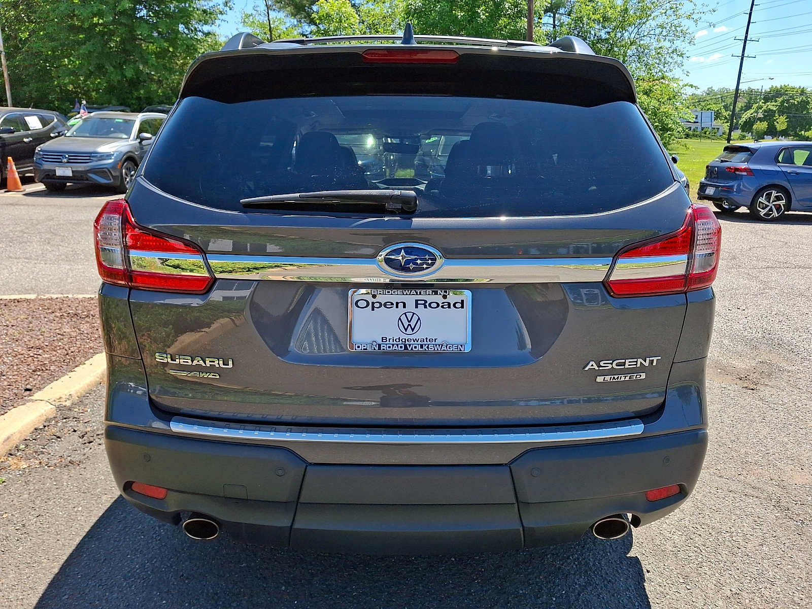 Used 2022 Subaru Ascent Limited w/ Technology Package AWD/4WD image 5