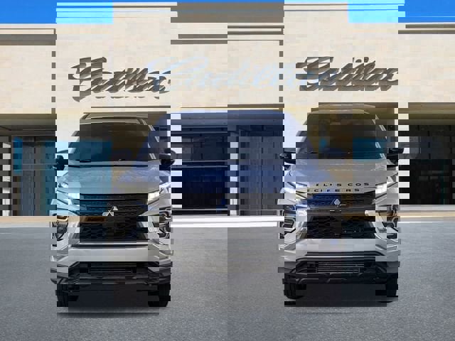 Used 2023 Mitsubishi Eclipse Cross LE image 9