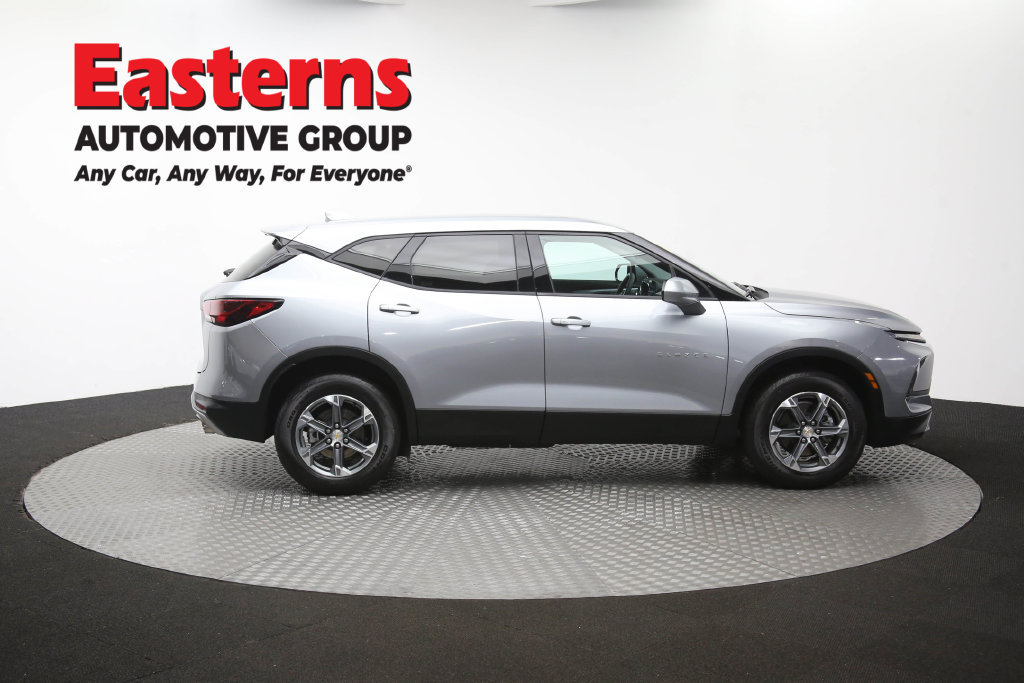 Used 2025 Chevrolet Blazer LT FWD image 49