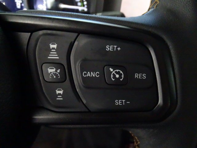 Certified 2024 Jeep Wrangler Unlimited AWD/4WD image 8