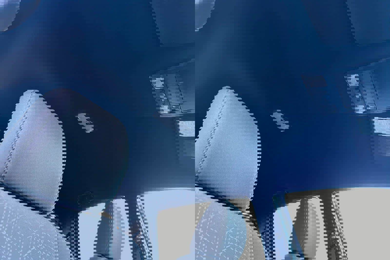 Used 2017 Toyota Tacoma TRD Sport w/ Tow Package (A/T) image 18