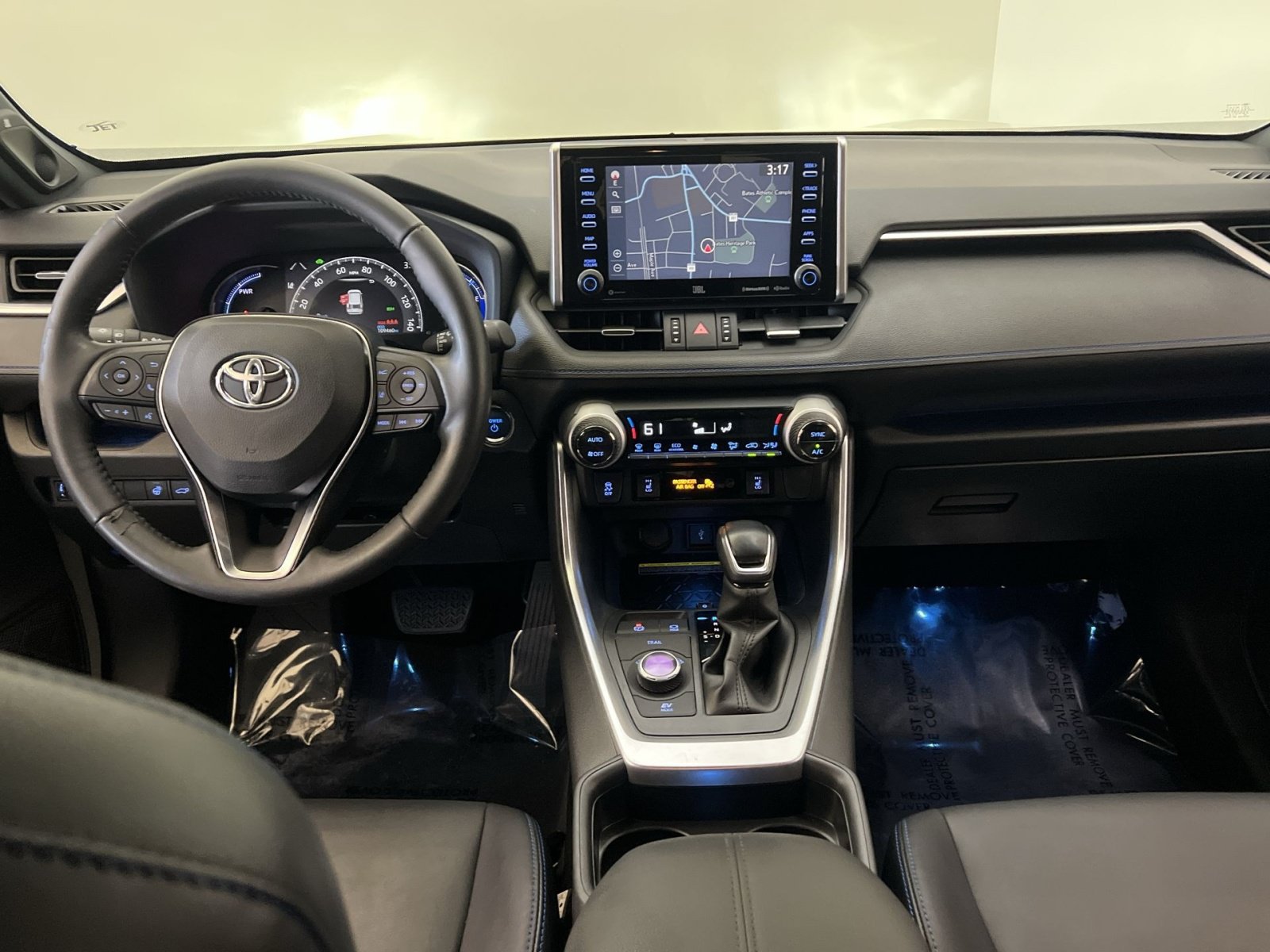 Used 2020 Toyota RAV4 XSE AWD/4WD image 22