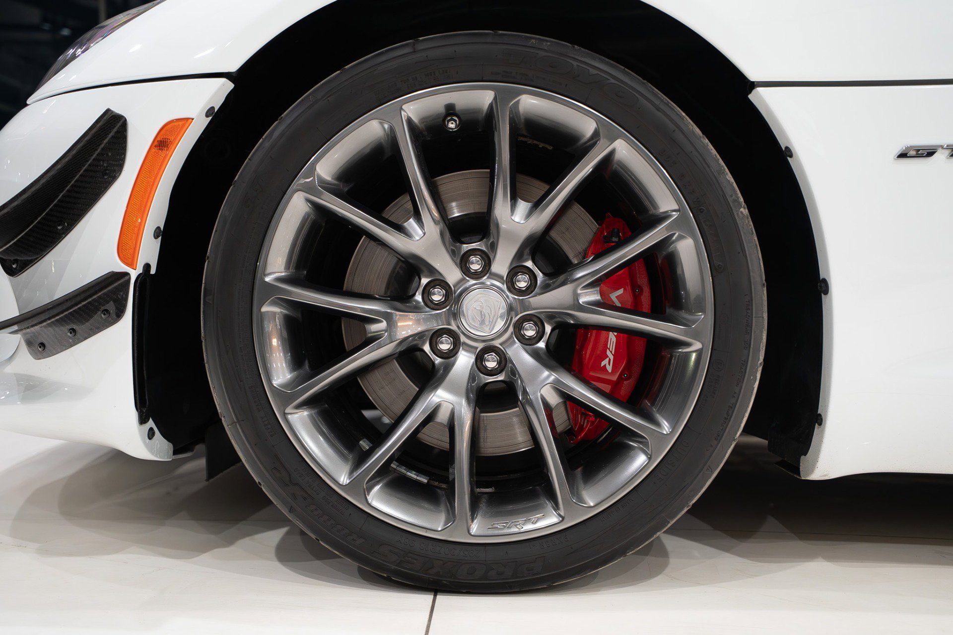 Used 2013 SRT Viper GTS w/ GTS Laguna Interior Pkg image 37