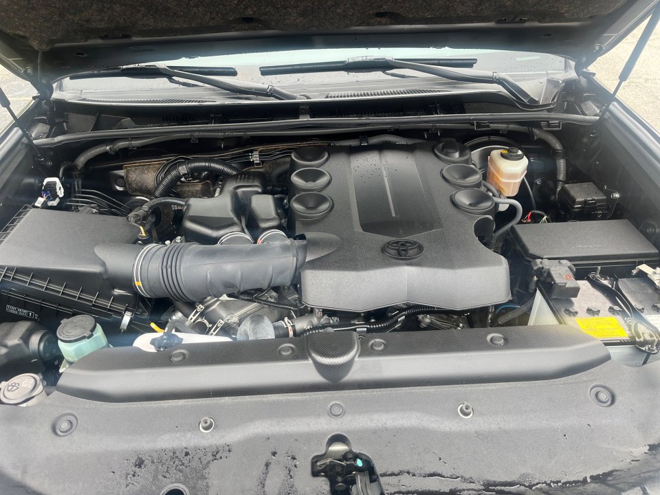 Used 2023 Toyota 4Runner SR5 Premium w/ Moonroof Package image 16