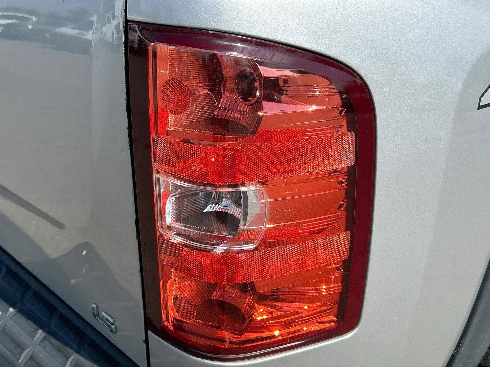 Used 2011 Chevrolet Silverado 1500 LS AWD/4WD image 15