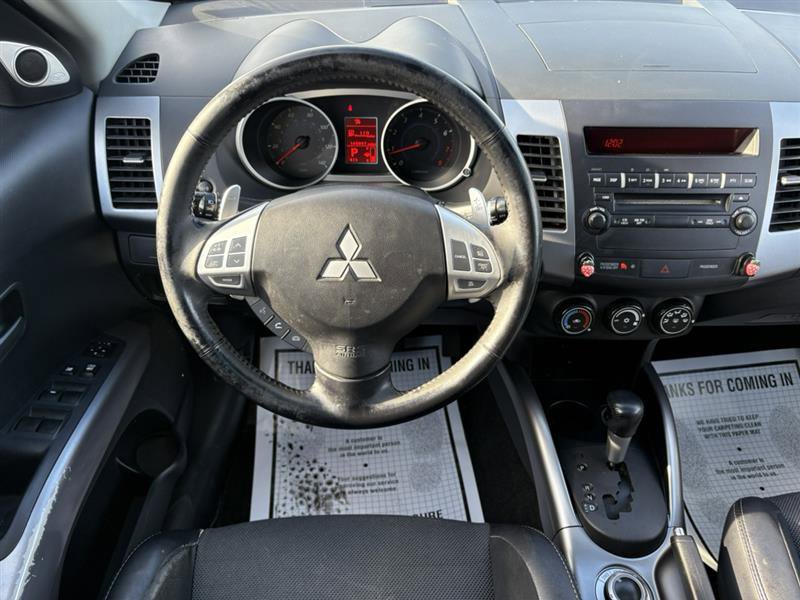 Used 2008 Mitsubishi Outlander SE image 22